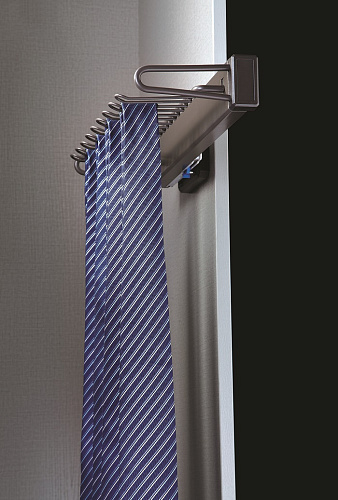 Soft-closing side mounted tie rack